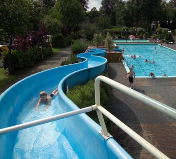 Zwembad - Bosgraaf glijbaan