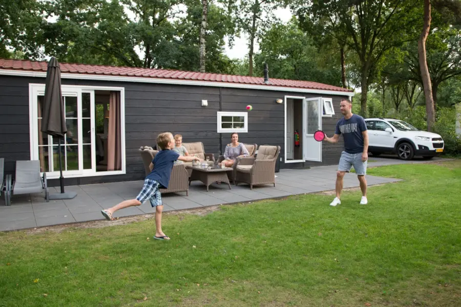 A 31 + 32 spelen bij chalet