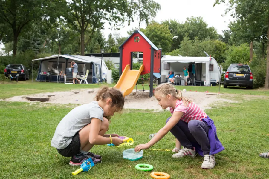 Spelen op Maisveld 113-120