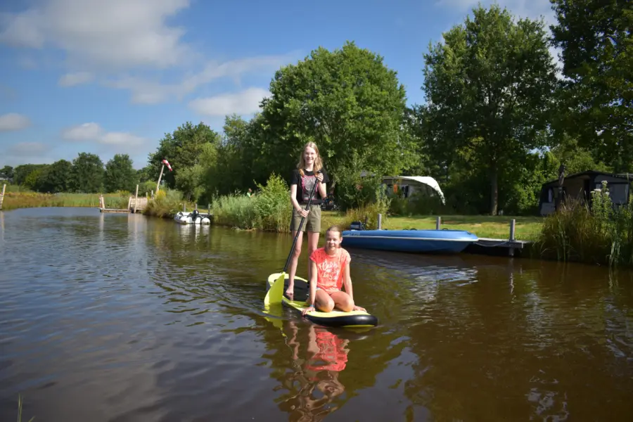 Kampeerplaatsen aan het water Friesland