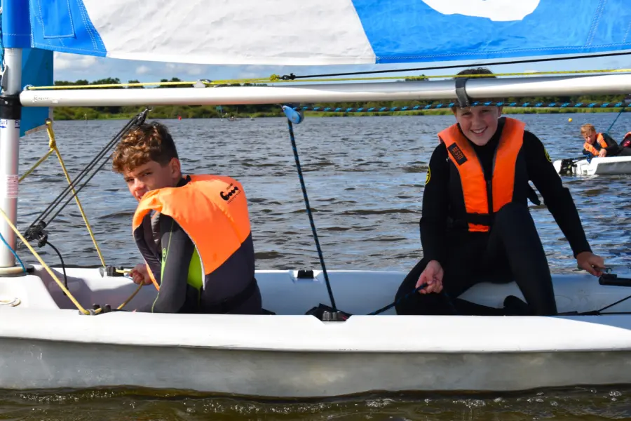 Cursus zeilen Friesland Cnossen Leekstermeer