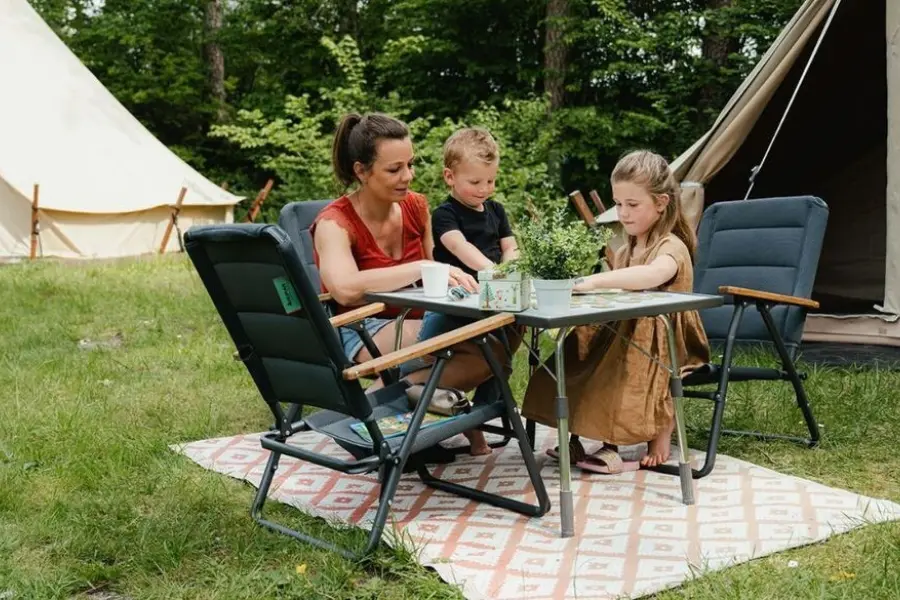 Tipi tent familie