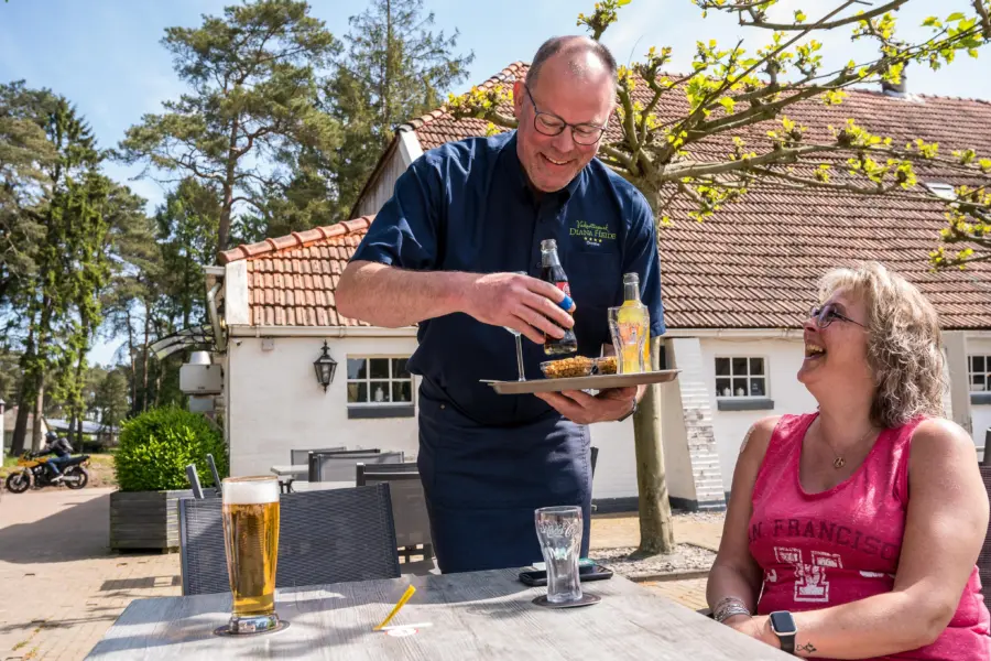 Restaurant met terras bij Diana Heide Drenthe