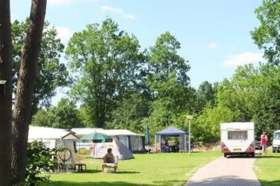 Camping 1 klein formaat