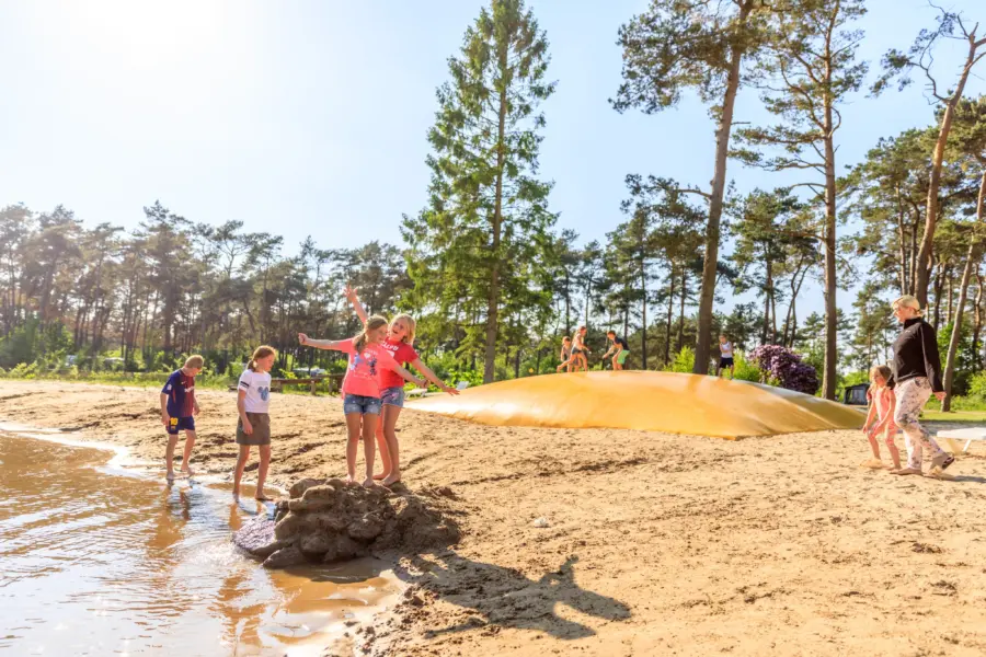 Camping vlak bij de Drentsche Aa - faciliteiten Diana Heide
