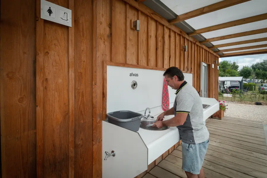 Sanitair Camping ´t Geuldal (9)