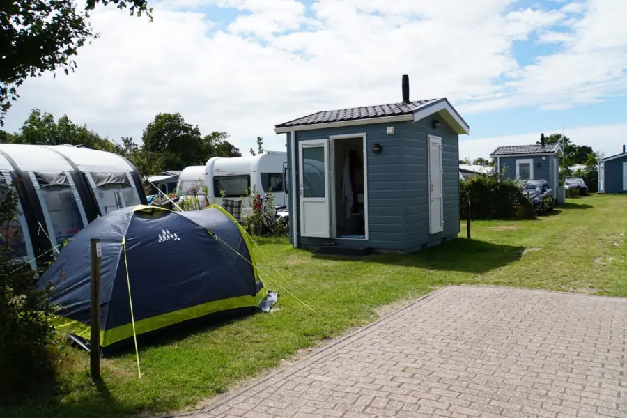 Luxe comfortplaats met priv c3 a9 sanitair in burgh haamstede camping ginsterveld 1
