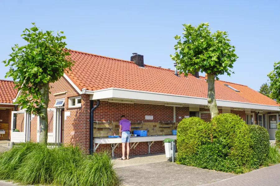 Toiletgebouw ginsterveld