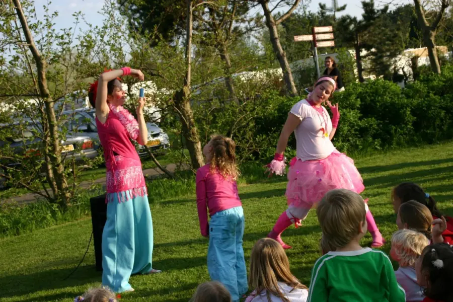 Animatie op de camping Ginsterveld