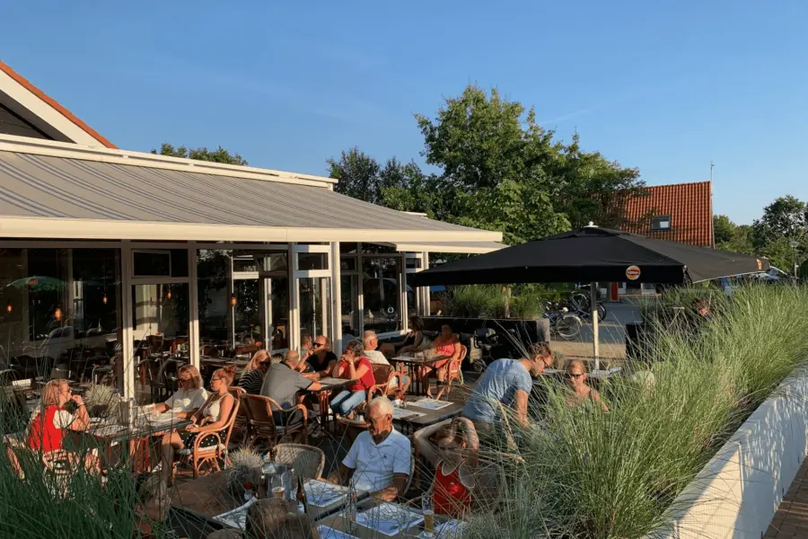 Bistro le Maire Burgh Haamstede Camping Ginsterveld02