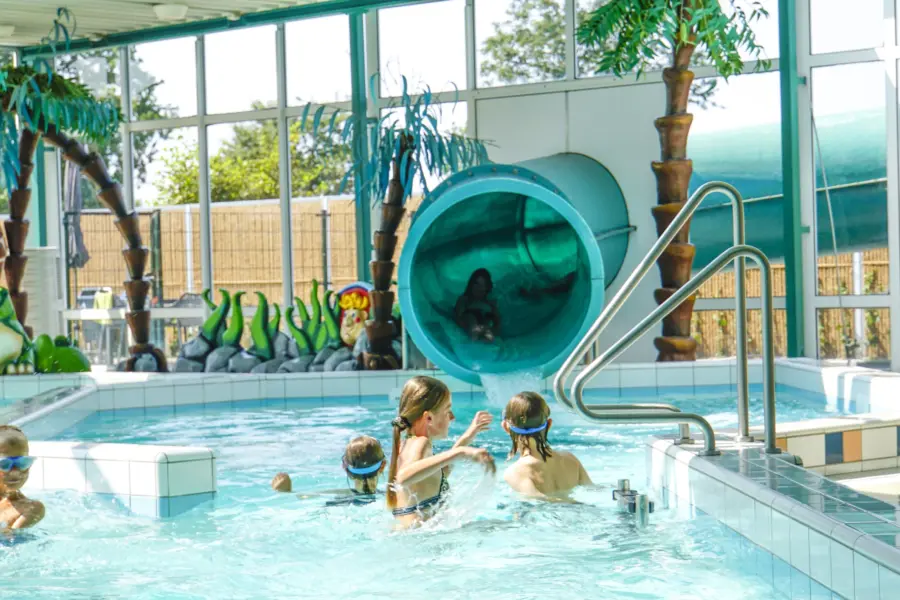 Binnenzwembad 281 29