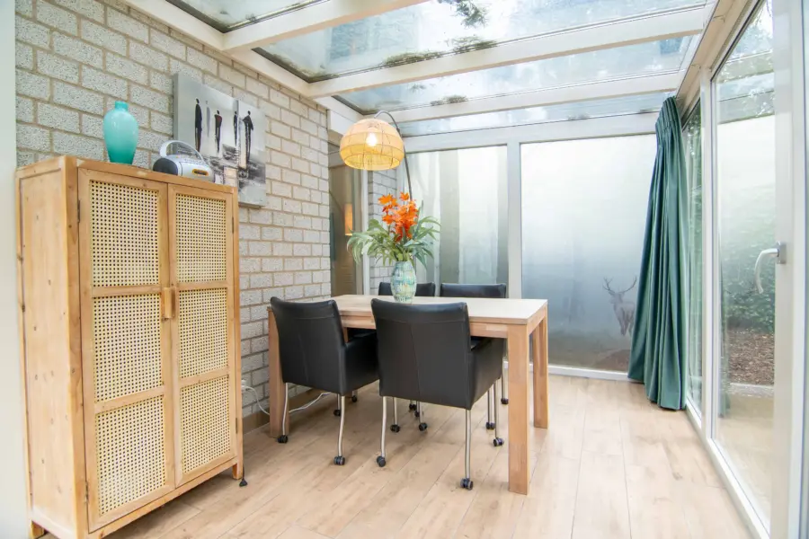 Camelia en Crocus Type C 4