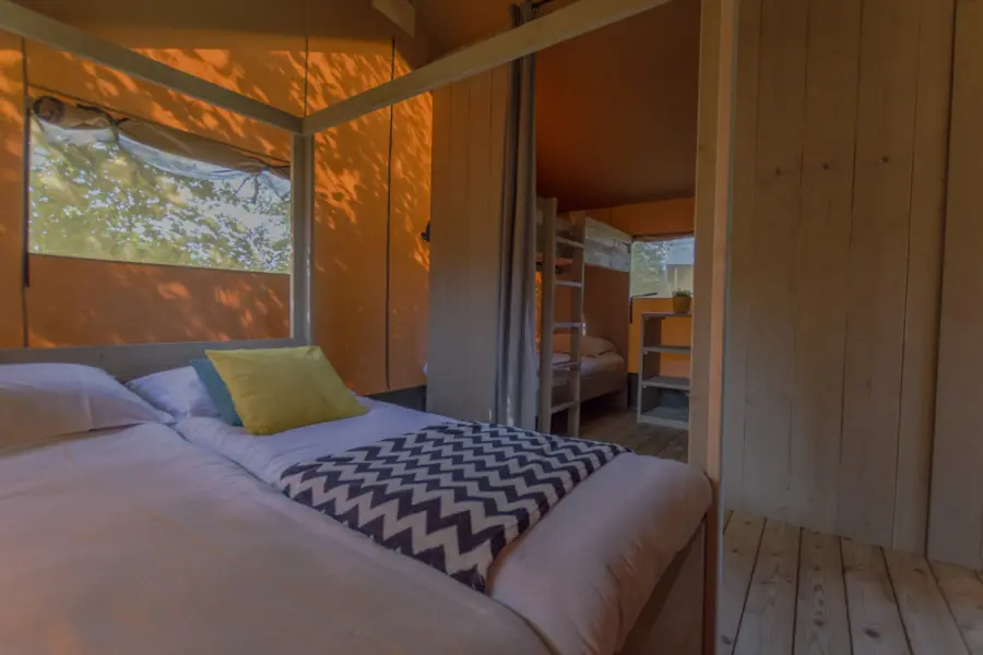 Outstanding safaritent Wood 13