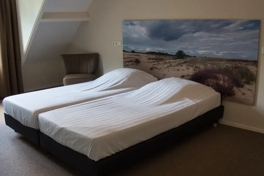 Camping De Haeghehorst-Ermelo-gezinssuite-slaapkamer