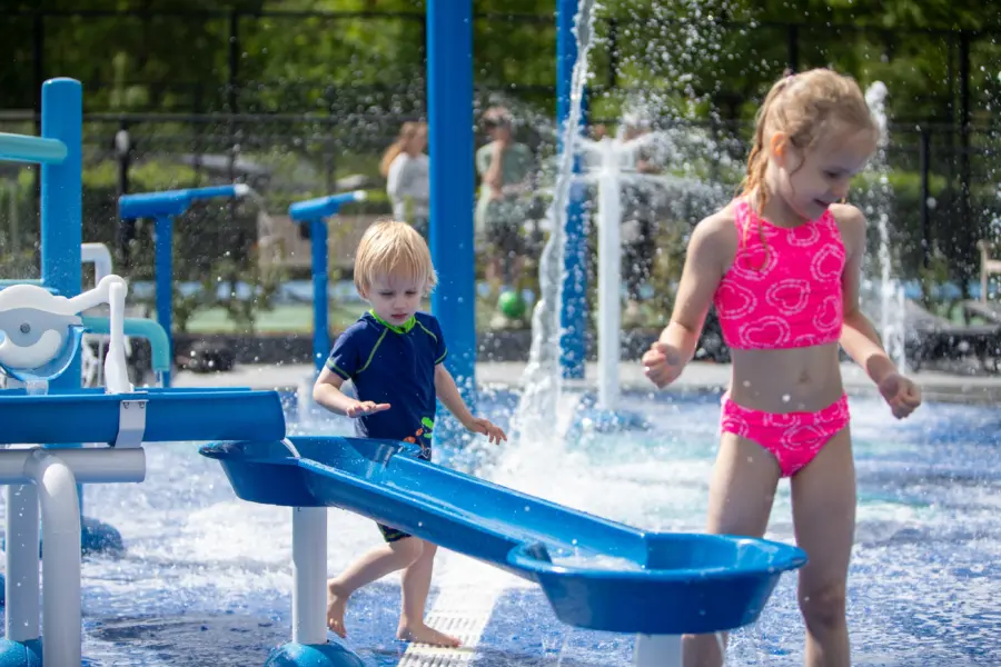 Camping Veluwe met zwembad waterspraypark