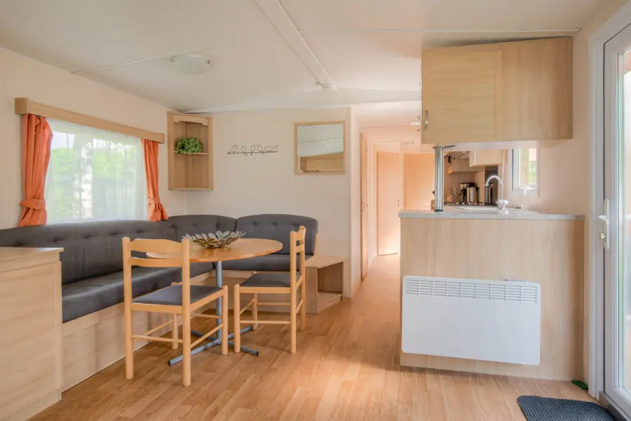 huurcaravan woonkamer