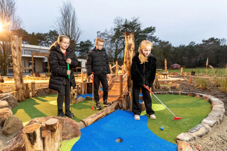 Foto Adventure Minigolf Branie Camping de Heldense Bossen