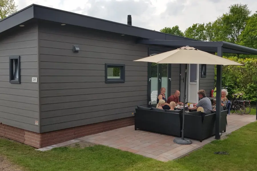 Holterberg 4 6 pers chalet buiten voorzijde ruim