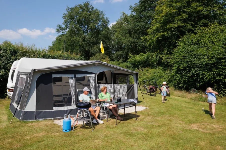 Holterberg Kamperen kleinkinderen badminton