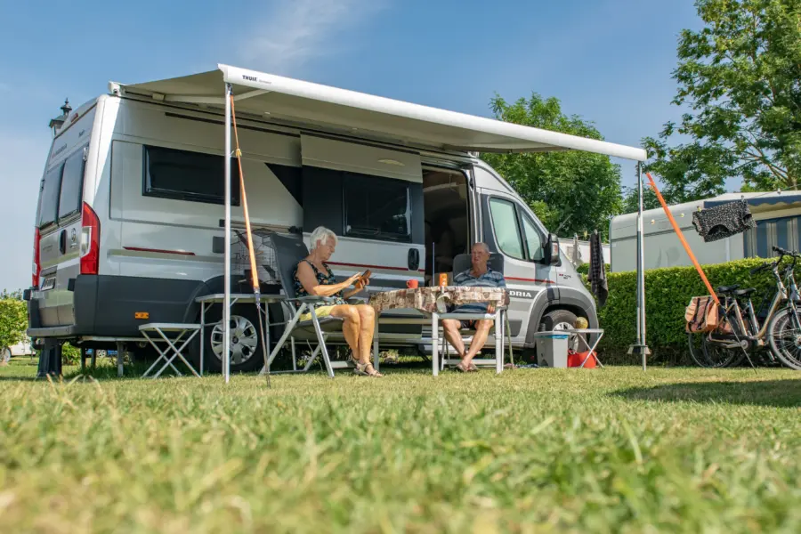 Plaats 108 met camperbusje5