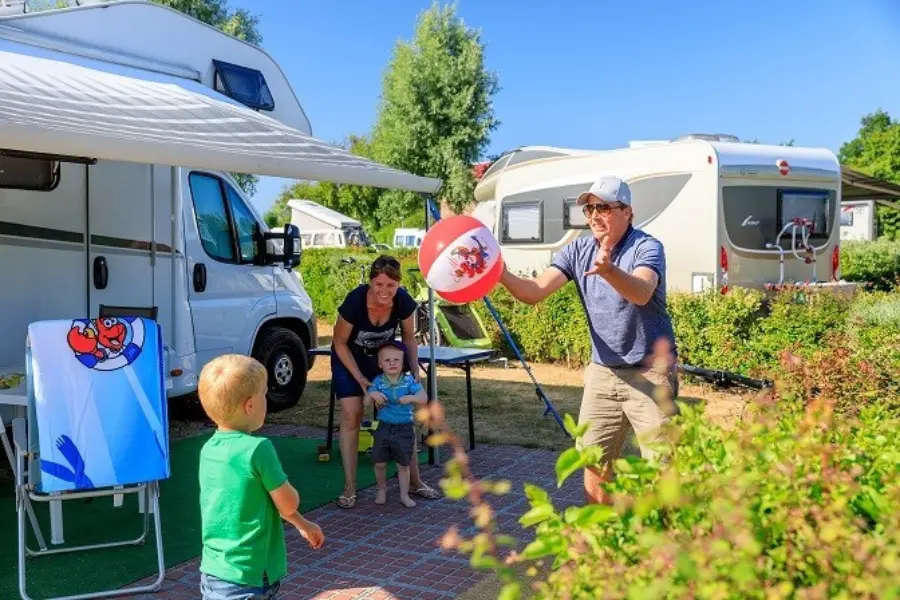 Camperplaats (3) verkleind