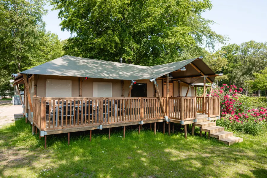 Safaritent huren renesse glamping Julianahoeve 1