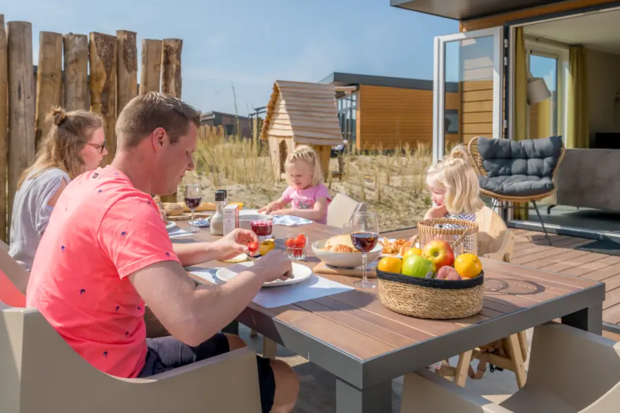 Zeepaard chalet terras 3