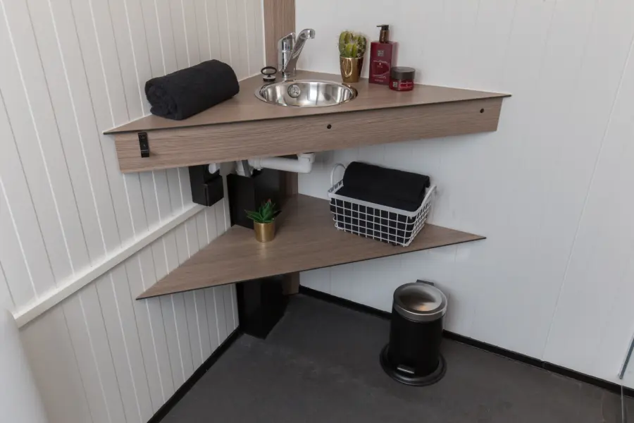 D0284 B01 8 F56 49 A2 BD0 C B2 D76 CFC9 D13