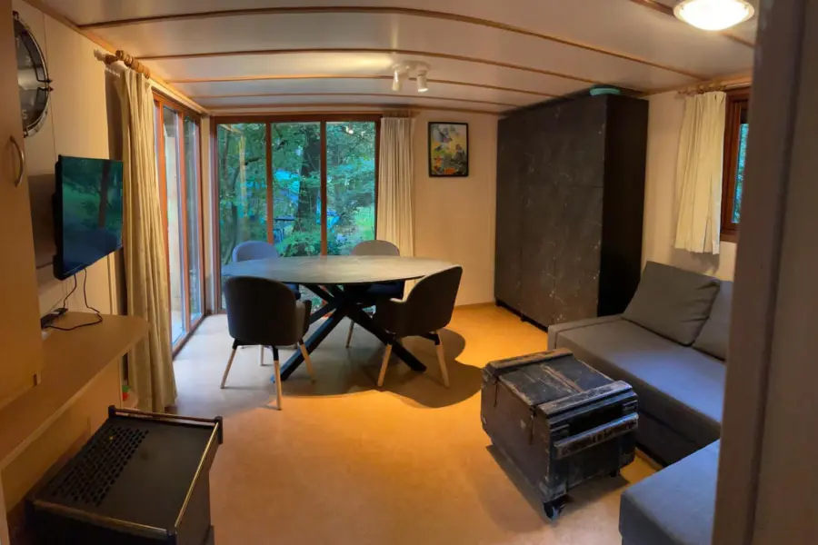 PHOTO 2025 09 30 18 38 11