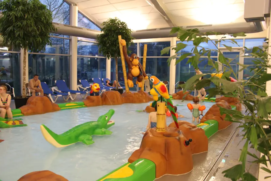 Zwembad uelsen geising und b c3 b6ker noemen