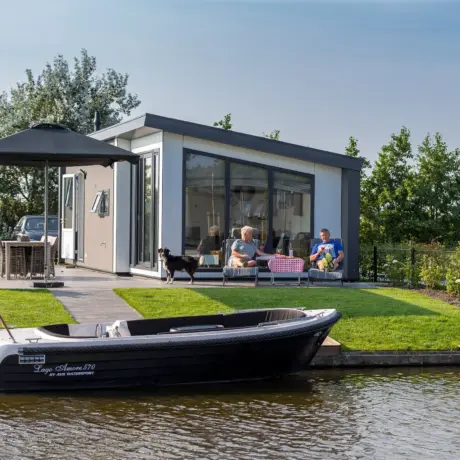 Waterchalet