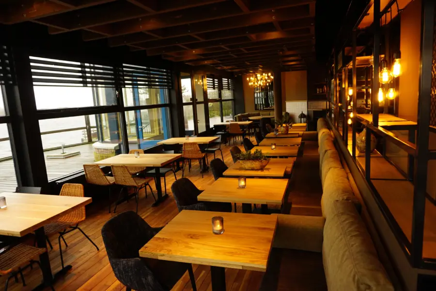 Binnenkant restaurant kuilart