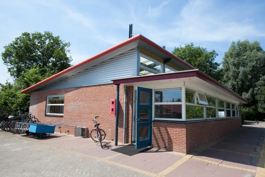 De-Kuilart sanitair buiten