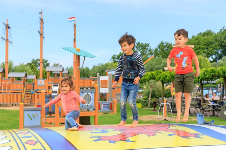MP faciliteit Airtrampoline kind 14