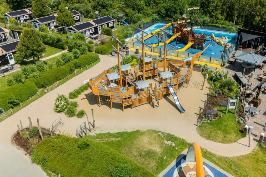 Vakantiepark De Meerpaal faciliteiten waterspeeltuin