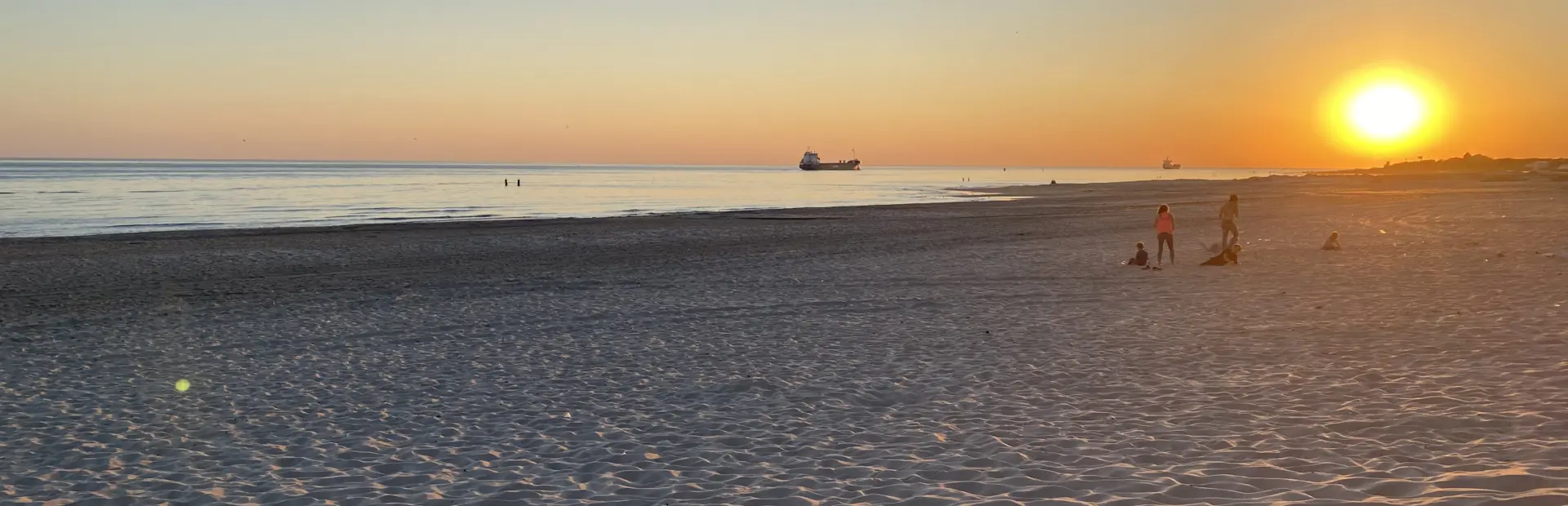 Vakantiepark de meerpaal zoutelande zonsondergang