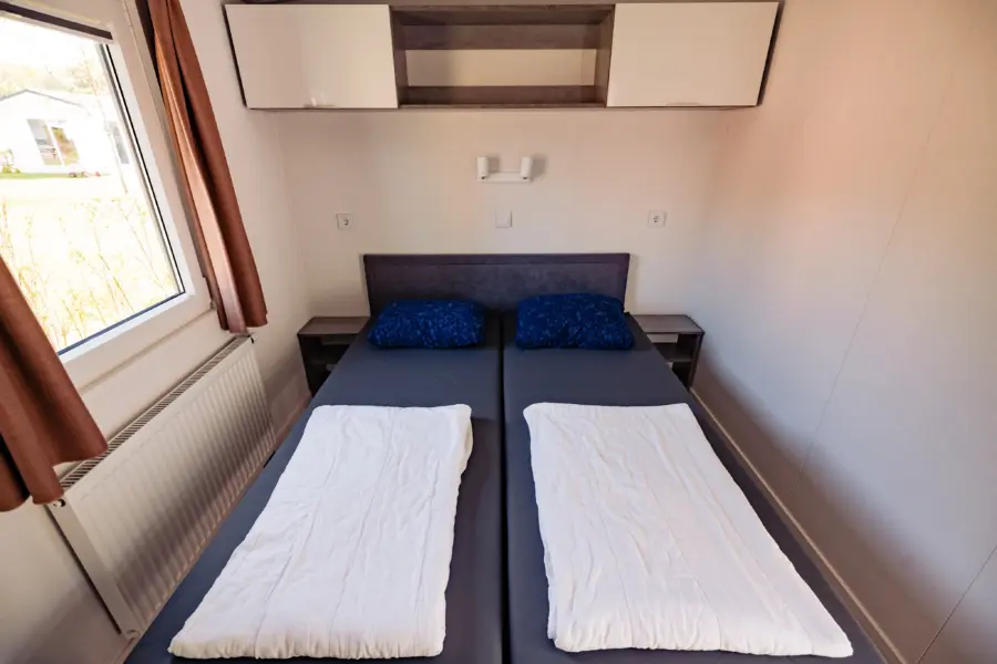 Chalet de luxe 2 pers bed 1