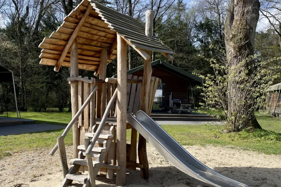 Safarilodge speeltoestel Larix 1