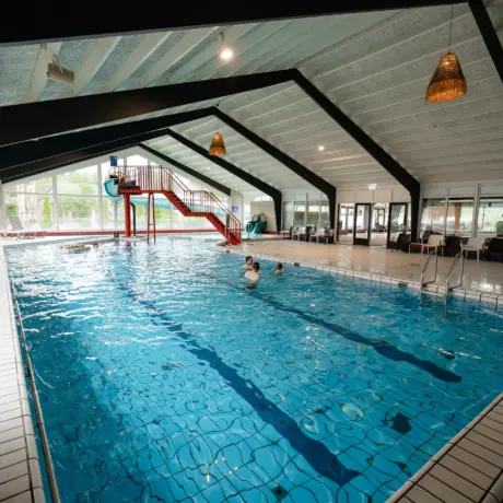 Zwembad- binnenbad