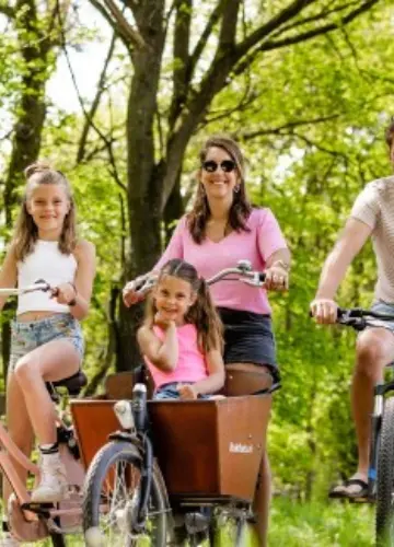 Omgeving gezin op de fiets 3