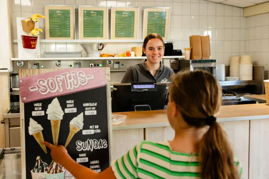 Snackbar ijsje kopen suze fu1a9005