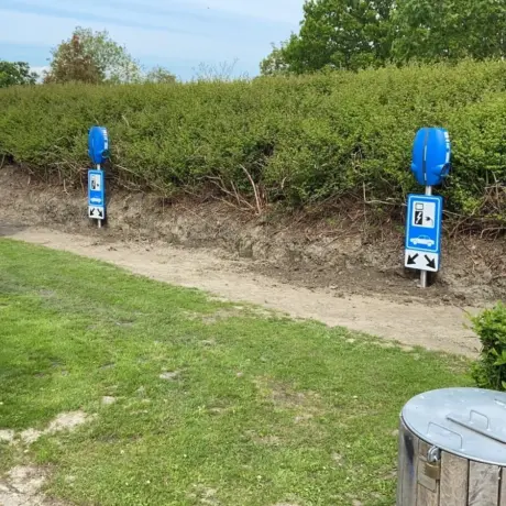 Elektrische laadpalen villapark