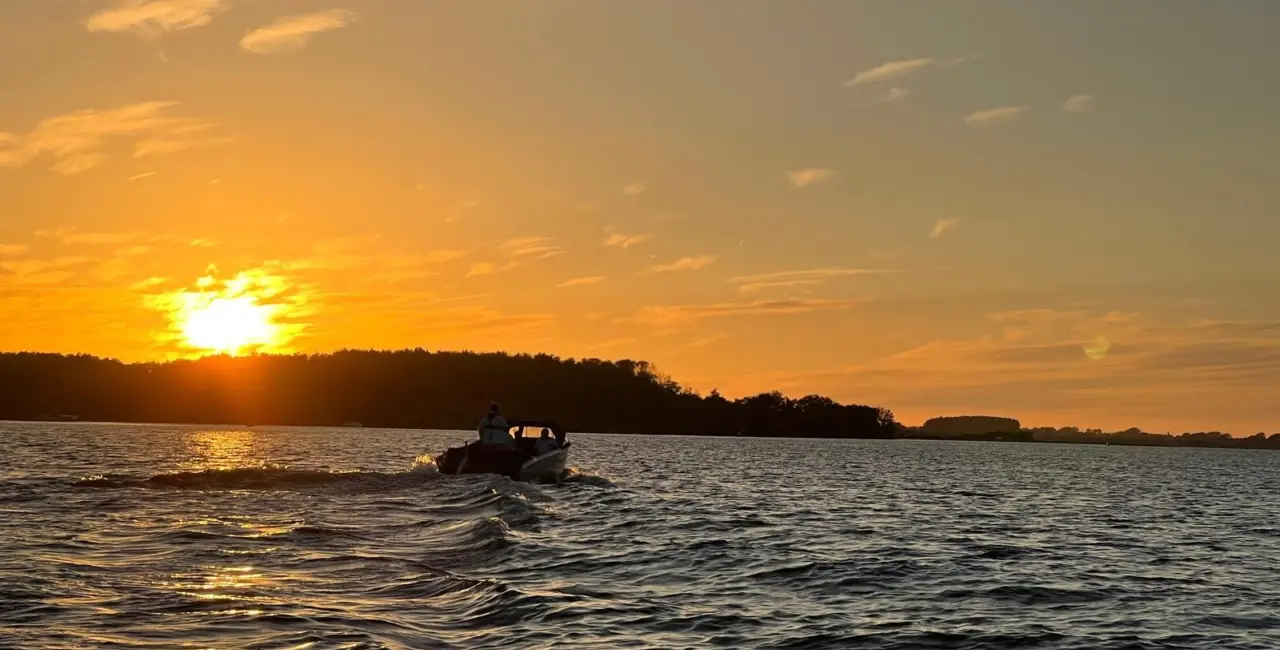 Standaard sloep van Camping & Villapark De Paardekreek in Kortgene