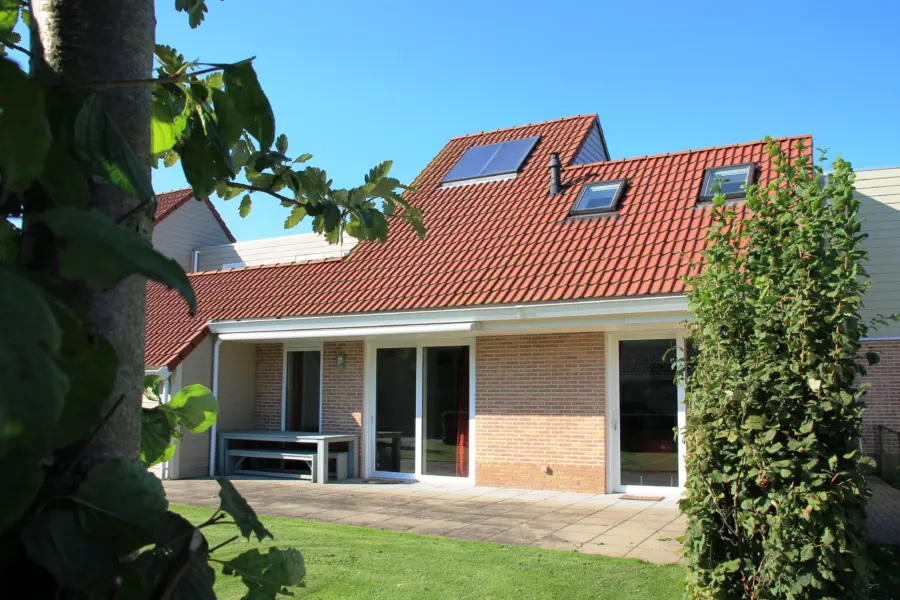 Villapark de Paardekreek 12p I Jsvogel buitenkant 2