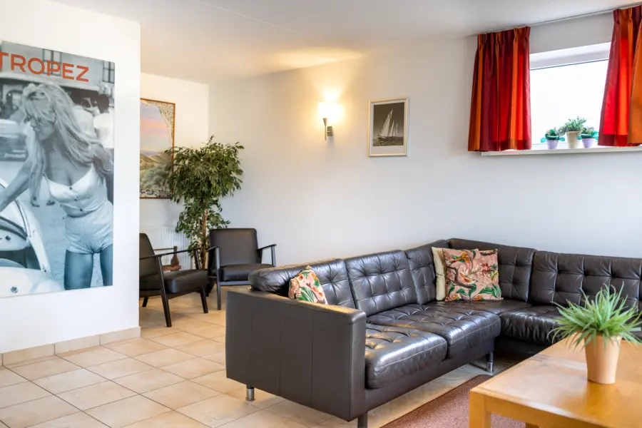 Villapark de Paardekreek 12p I Jsvogel woonkamer 2