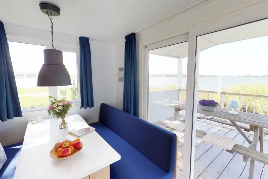 Zitgedeelte Veranda Lodge Lepelaar 21