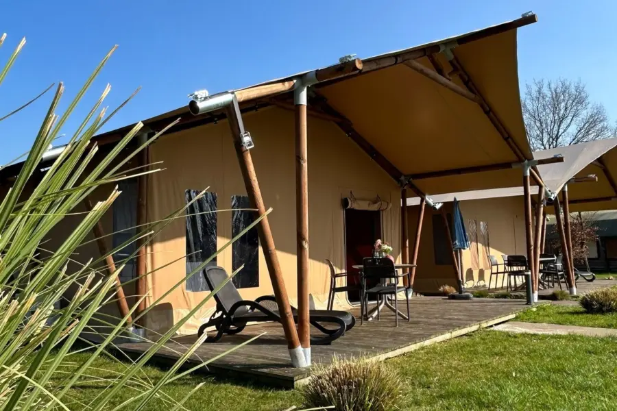 Luxe tentlodge Rheezerwold