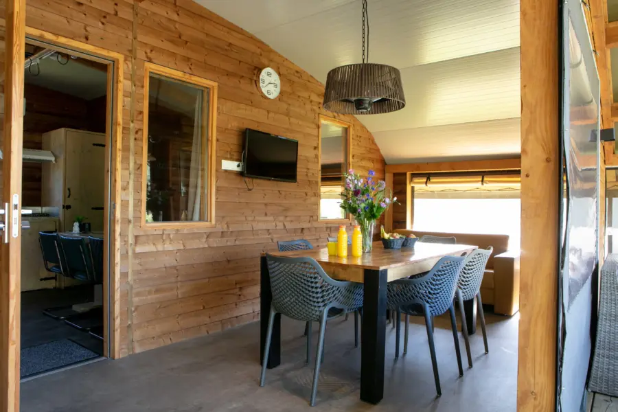 veranda outdoorlodge