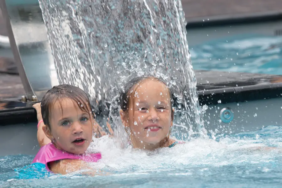 Sproeier buitenzwembad