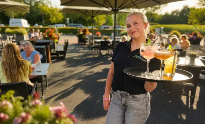 Cocktails op het terras